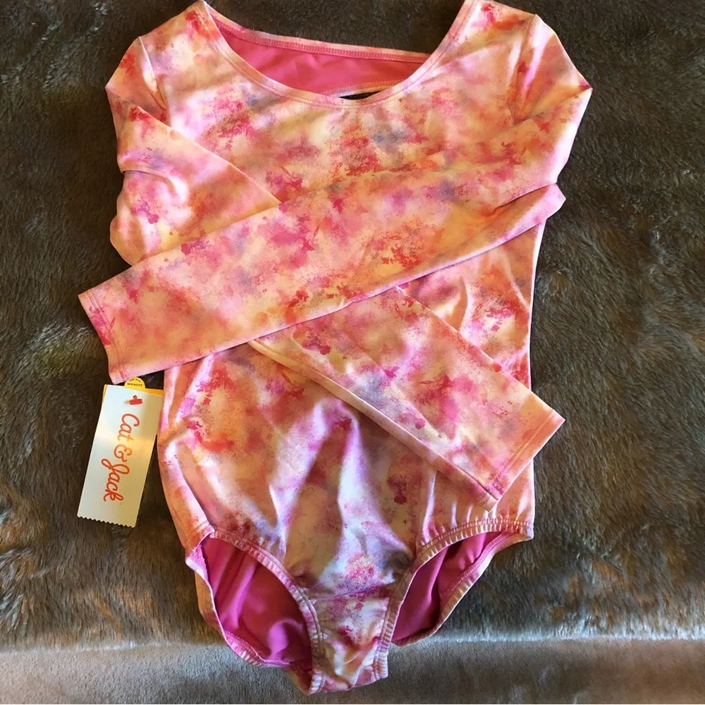 NWT Cat &Jack Girls Long Sleeve Wicking color Pink Size M(7/8)